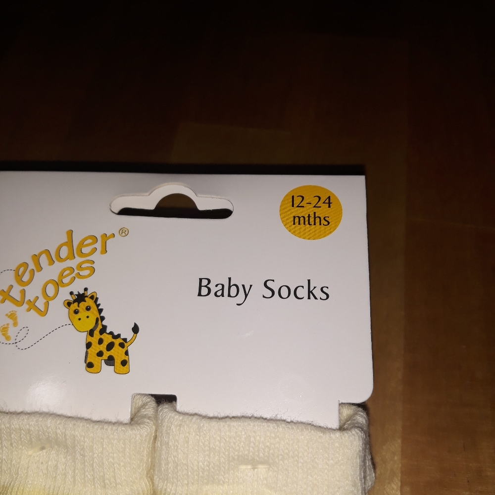 @kariwayrynen 10 Pairs Baby Girl Socks 12-24 Mths. - Picture 4 of 5